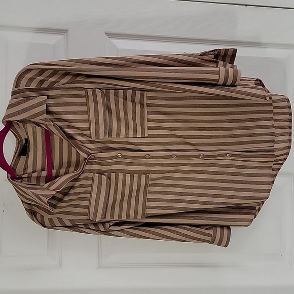 FLOWER feather 1xl button up shirt - Picture 1 of 3